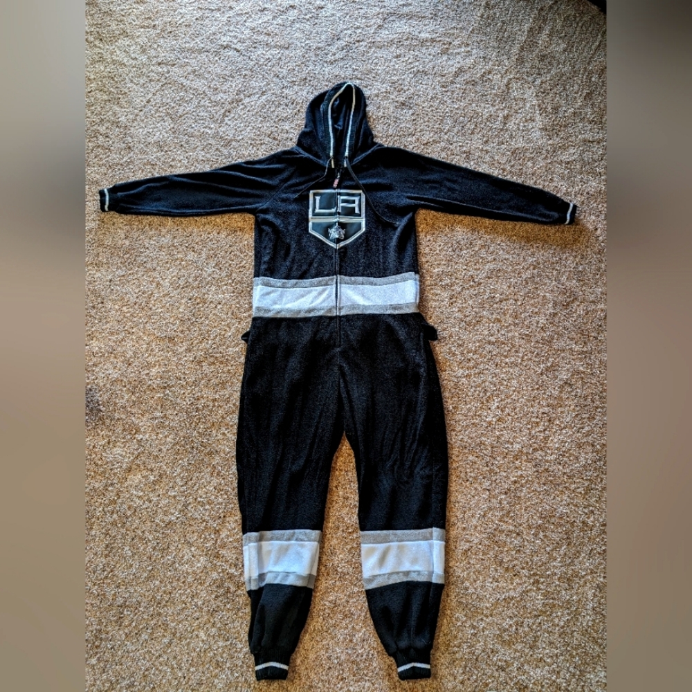 LA kings onesie hockey sockey